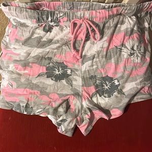 Camo/flower shorts